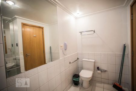 Banheiro de apartamento à venda com 1 quarto, 45m² em Vila Clementino, São Paulo