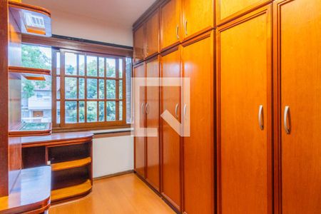 Quarto 1 de casa para alugar com 5 quartos, 356m² em Ipanema, Porto Alegre