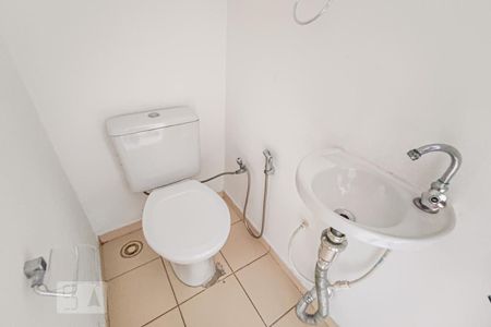 Lavabo de casa para alugar com 3 quartos, 91m² em Parque Maria Luiza, São Paulo