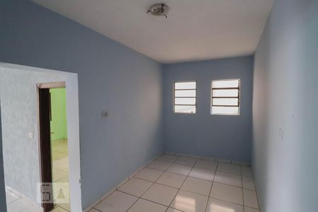 Dormitório 2 de casa à venda com 2 quartos, 560m² em Vila Sônia, Guarulhos