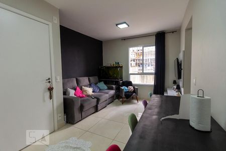 Sala de apartamento à venda com 2 quartos, 45m² em São Pedro, Osasco