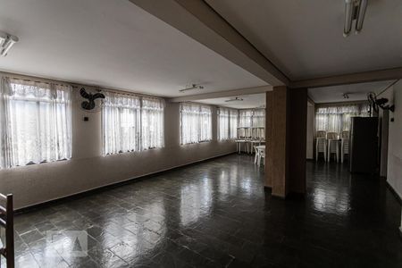 Apartamento à venda com 51m², 2 quartos e 1 vaga Apartamento à venda com 51m², 2 quartos e 1 vagaÁrea comum - Salão de festas