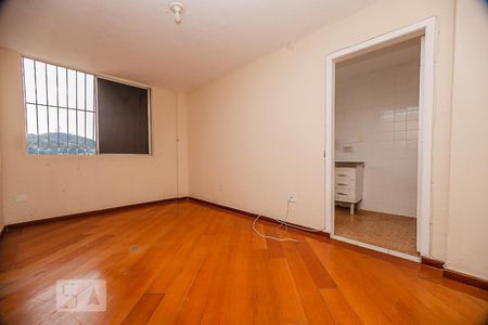 Sala de apartamento à venda com 2 quartos, 55m² em Fonseca, Niterói