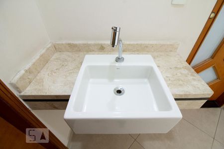 Lavabo de casa para alugar com 3 quartos, 200m² em Jardim Zaira, Guarulhos