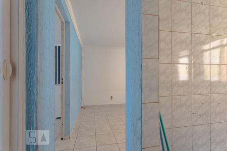 Corredor de apartamento para alugar com 2 quartos, 49m² em Jardim Armênia, Mogi das Cruzes
