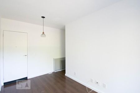 Sala de apartamento para alugar com 2 quartos, 51m² em Vila Socorro, São Paulo