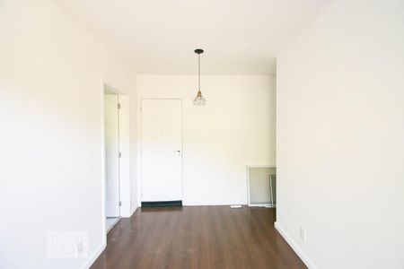 Sala de apartamento para alugar com 2 quartos, 51m² em Vila Socorro, São Paulo