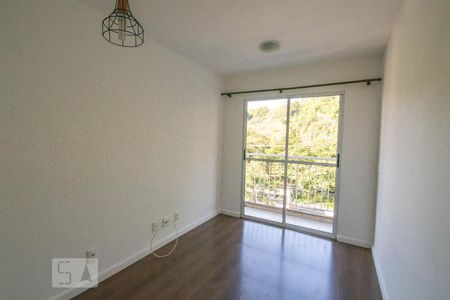 Sala de apartamento para alugar com 2 quartos, 51m² em Vila Socorro, São Paulo