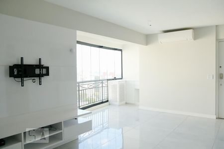 Sala de apartamento para alugar com 3 quartos, 82m² em Vila Sofia, São Paulo