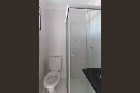 Banheiro de apartamento à venda com 1 quarto, 27m² em Vila Ré, São Paulo