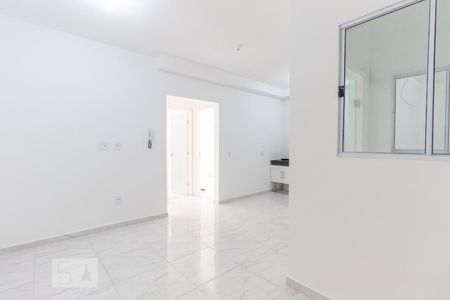 Sala de apartamento para alugar com 2 quartos, 45m² em Vila Ré, São Paulo