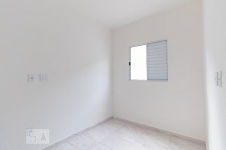 Quarto 1 de apartamento para alugar com 2 quartos, 45m² em Vila Ré, São Paulo