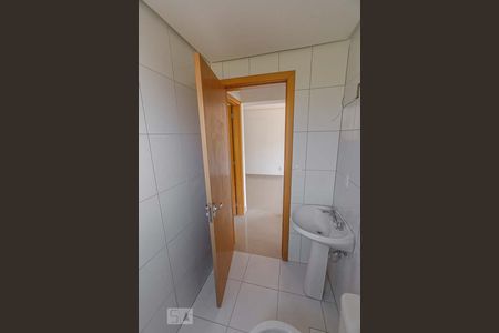 Apartamento à venda com 53m², 2 quartos e 1 vaga Apartamento à venda com 53m², 2 quartos e 1 vagaBanheiro