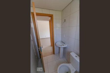 Apartamento à venda com 53m², 2 quartos e 1 vaga Apartamento à venda com 53m², 2 quartos e 1 vagaBanheiro