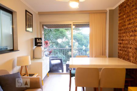 Sala de apartamento para alugar com 1 quarto, 43m² em Indianópolis, São Paulo