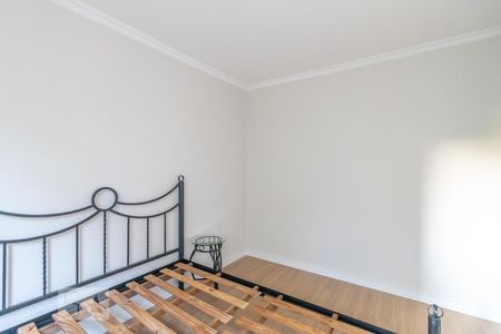 Quarto 01 de apartamento para alugar com 3 quartos, 53m² em Campo Comprido, Curitiba