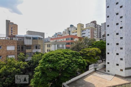 Vista Quarto 1 de apartamento para alugar com 3 quartos, 94m² em Santo Antônio, Belo Horizonte
