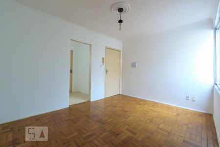 Sala de apartamento para alugar com 2 quartos, 80m² em Petrópolis, Porto Alegre