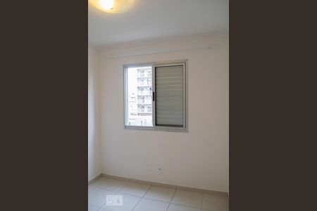 QUARTO 1 de apartamento para alugar com 2 quartos, 49m² em Vila Palmeiras, São Paulo