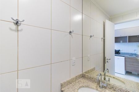 Banheiro - Espelho de kitnet/studio para alugar com 1 quarto, 20m² em Centro Histórico de São Paulo, São Paulo