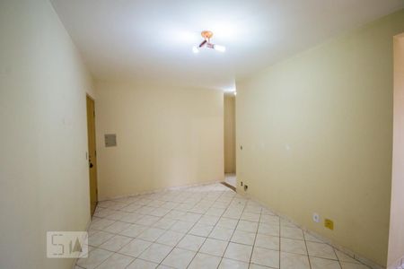 Sala de apartamento para alugar com 1 quarto, 59m² em Centro, Campinas