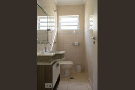 LAVABO de casa para alugar com 3 quartos, 180m² em Parque Monteiro Soares, São Paulo