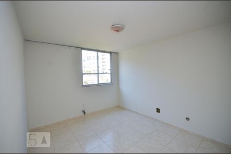 Sala de apartamento para alugar com 2 quartos, 57m² em Santa Rosa, Niterói