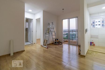 Sala de apartamento à venda com 2 quartos, 47m² em Vista Alegre, Rio de Janeiro