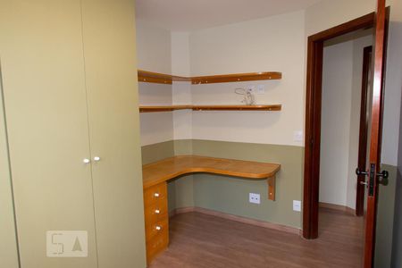 Quarto 1 de apartamento à venda com 4 quartos, 154m² em Cruzeiro, Belo Horizonte