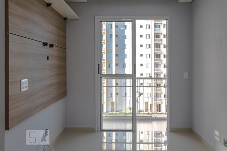 Sala de apartamento para alugar com 2 quartos, 48m² em Vila Mogilar, Mogi das Cruzes