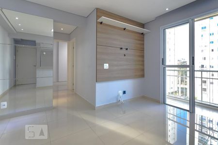 Sala de apartamento para alugar com 2 quartos, 48m² em Vila Mogilar, Mogi das Cruzes