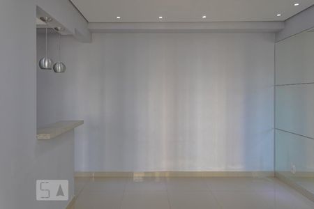 Sala de apartamento para alugar com 2 quartos, 48m² em Vila Mogilar, Mogi das Cruzes