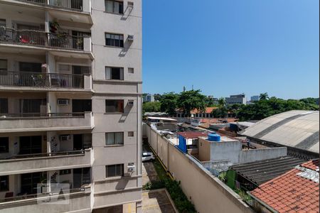 Vista do Quarto de apartamento para alugar com 2 quartos, 58m² em São Cristóvão, Rio de Janeiro