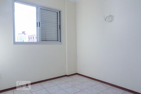 Quarto 1 suite de apartamento para alugar com 3 quartos, 143m² em Jardim Vergueiro, Sorocaba