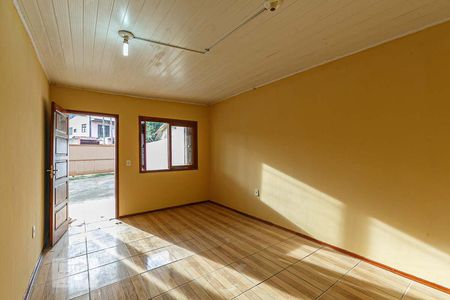 Sala de casa para alugar com 4 quartos, 198m² em Teresópolis, Porto Alegre