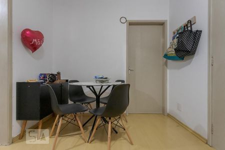 Sala de apartamento à venda com 1 quarto, 49m² em São Geraldo, Porto Alegre