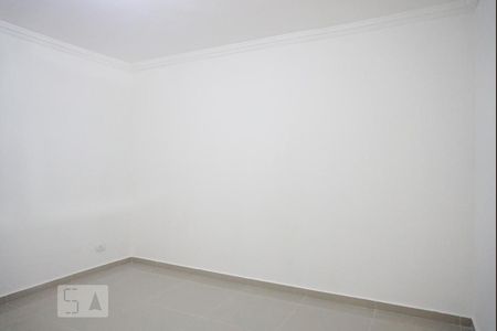 Quarto 1 de casa para alugar com 2 quartos, 75m² em Vila Salete, São Paulo