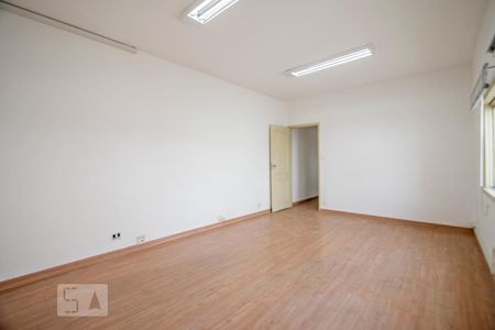 Casa para alugar com 342m², 3 quartos e 2 vagas Casa para alugar com 342m², 3 quartos e 2 vagasQuarto 2