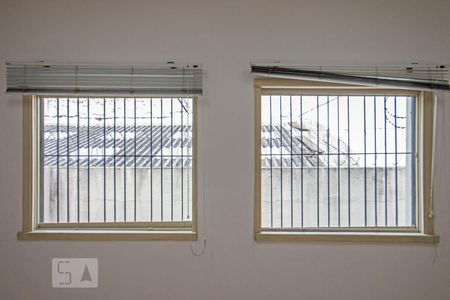 Casa para alugar com 342m², 3 quartos e 2 vagas Casa para alugar com 342m², 3 quartos e 2 vagasJanelas do Quarto 2