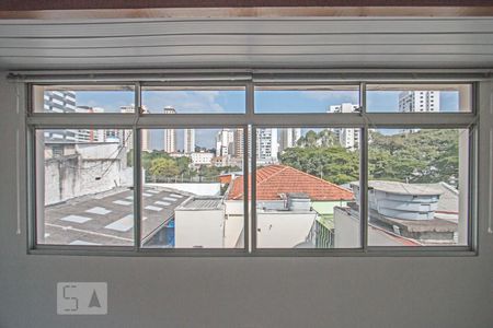 Casa para alugar com 342m², 3 quartos e 2 vagas Casa para alugar com 342m², 3 quartos e 2 vagasJanela do Salão 3