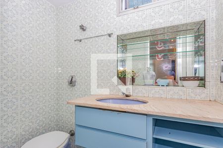 Lavabo de casa para alugar com 4 quartos, 300m² em Jardim da Saúde, São Paulo