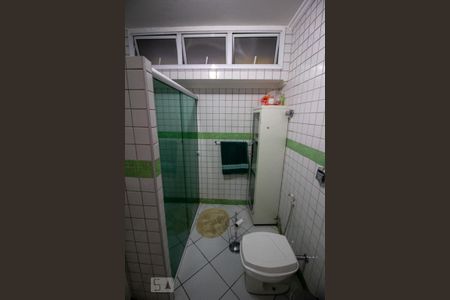 Casa para alugar com 367m², 3 quartos e 5 vagas Casa para alugar com 367m², 3 quartos e 5 vagasBanheiro da Suíte