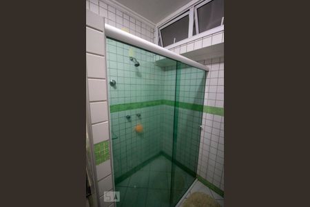 Casa para alugar com 367m², 3 quartos e 5 vagas Casa para alugar com 367m², 3 quartos e 5 vagasBanheiro da Suíte