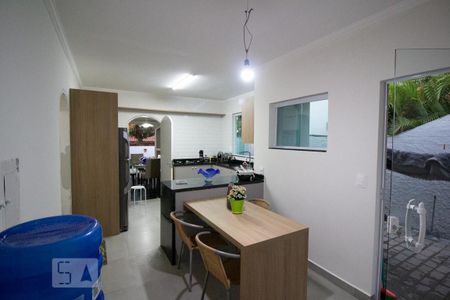 Casa para alugar com 367m², 3 quartos e 5 vagas Casa para alugar com 367m², 3 quartos e 5 vagasCozinha