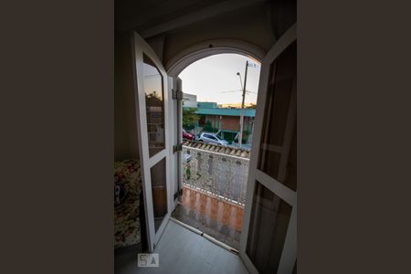 Casa para alugar com 367m², 3 quartos e 5 vagas Casa para alugar com 367m², 3 quartos e 5 vagasQuarto 2