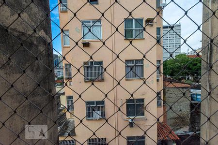 Vista da Sala de apartamento à venda com 2 quartos, 48m² em Centro, Niterói