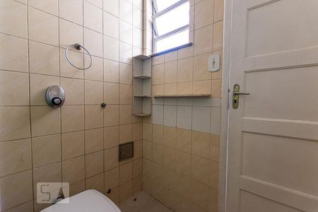 Banheiro Social de apartamento à venda com 2 quartos, 48m² em Centro, Niterói