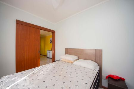 Quarto de apartamento à venda com 1 quarto, 36m² em Protásio Alves, Porto Alegre