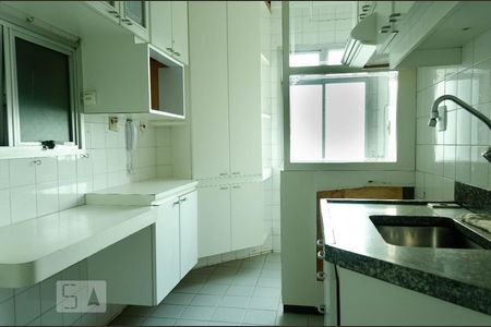 Cozinha de apartamento à venda com 2 quartos, 65m² em Lauzane Paulista, São Paulo