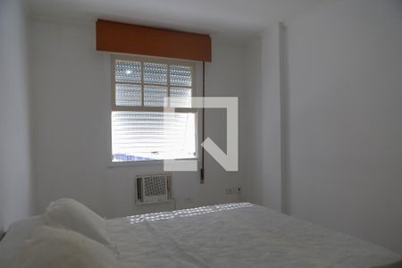 Quarto de apartamento para alugar com 2 quartos, 60m² em Aparecida, Santos